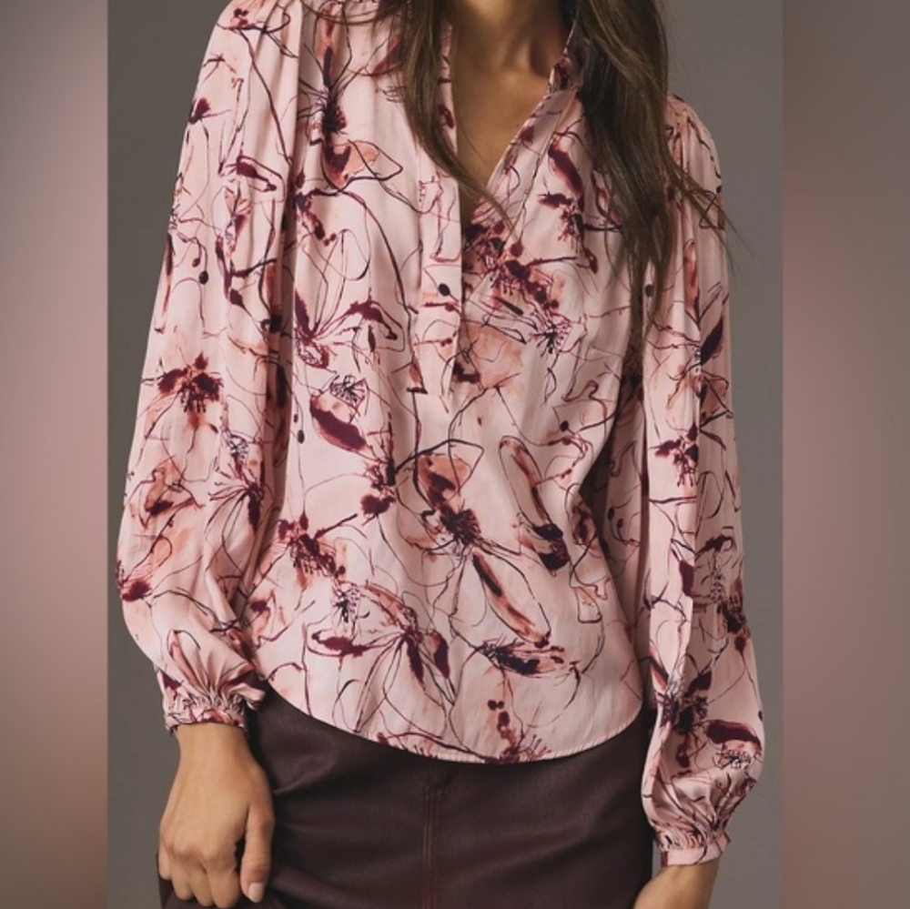 NWOT $110 Anthropologie Printed Bell Sleeve Blouse Size Small - Picture 3 of 7